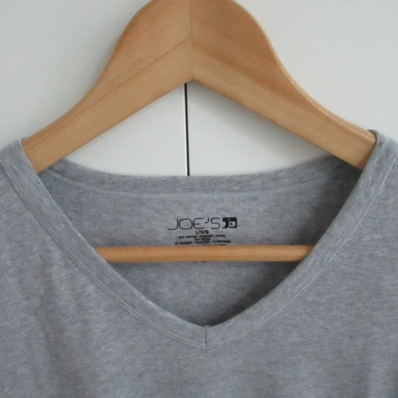 Joe's Jeans Tshirt Gray Vneck Size Large - Picture 6 of 9